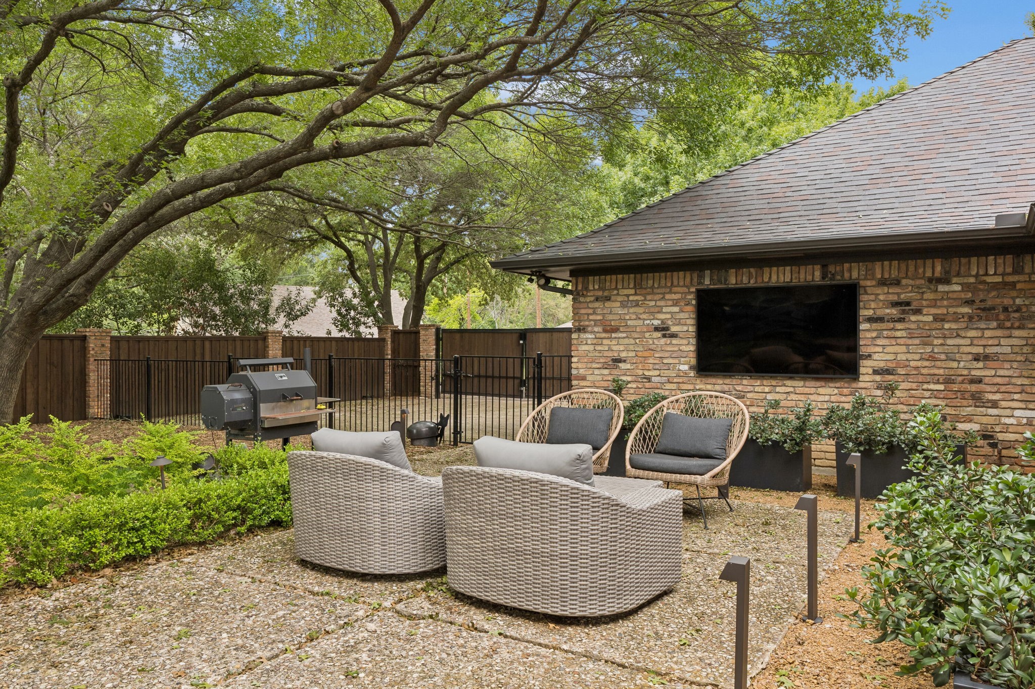 98 W Shore Place Richardson TX 75080