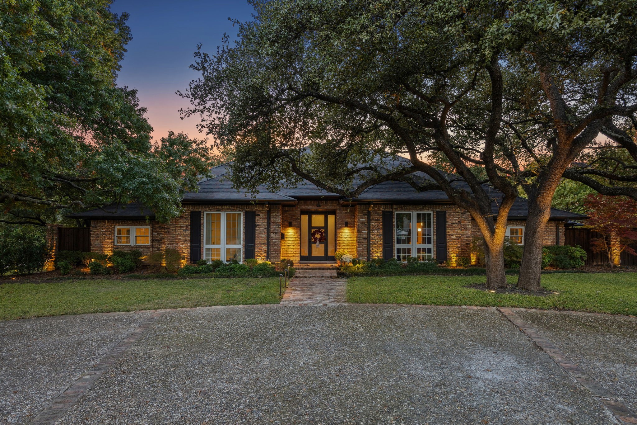 98 W Shore Place Richardson TX 75080