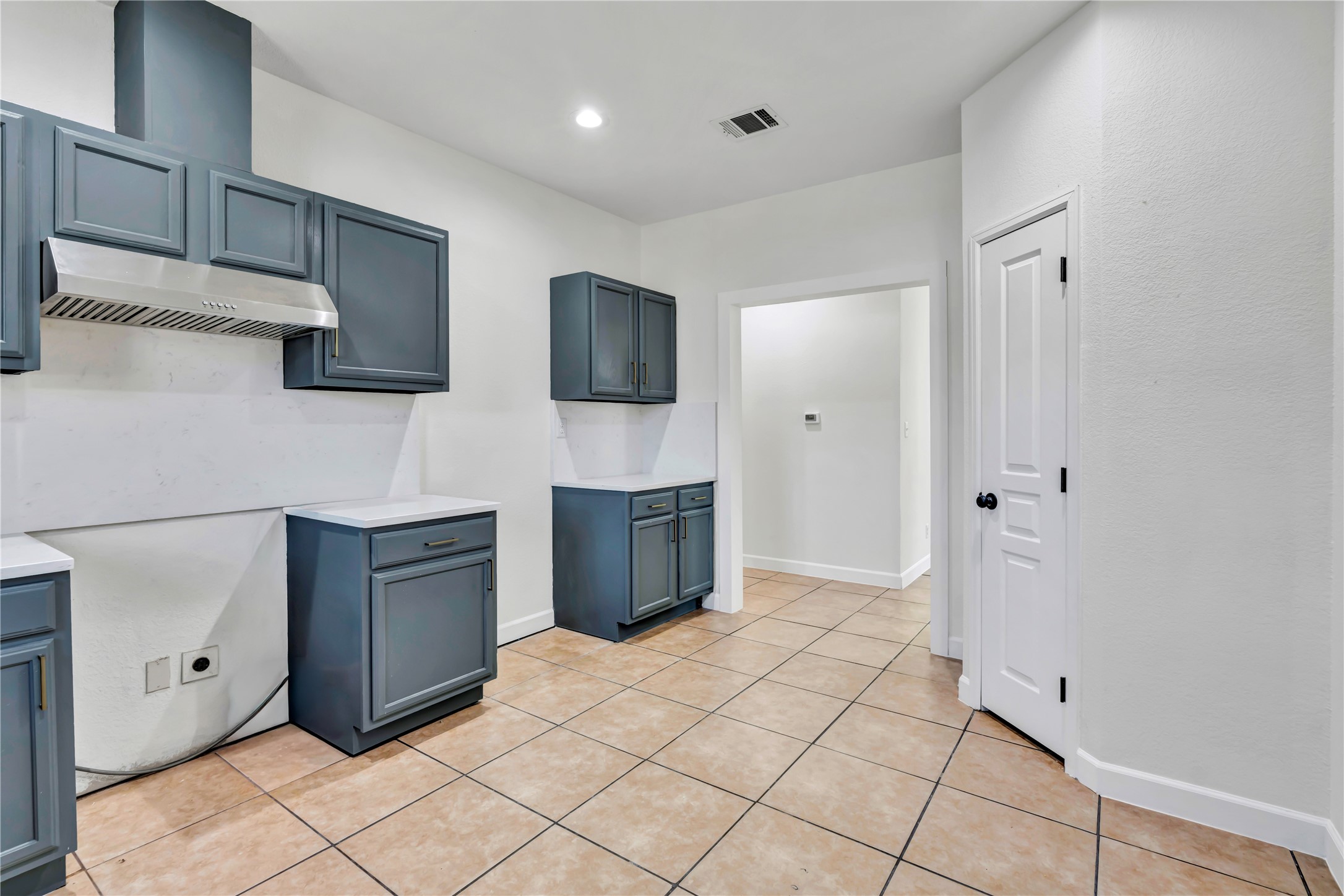 3022 Loving Avenue Fort Worth TX 76106