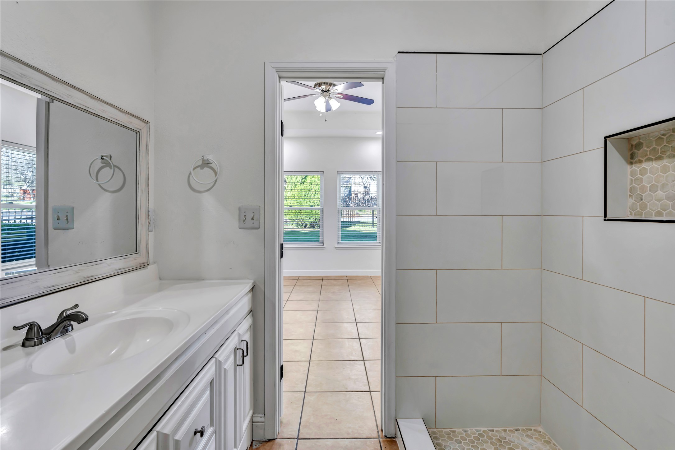 3022 Loving Avenue Fort Worth TX 76106