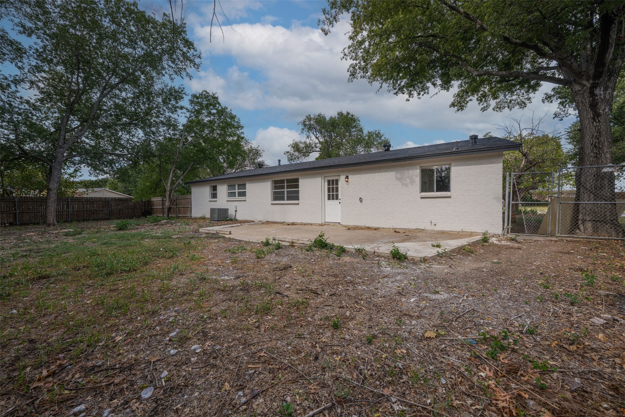 217 Palomino Drive Saginaw TX 76179