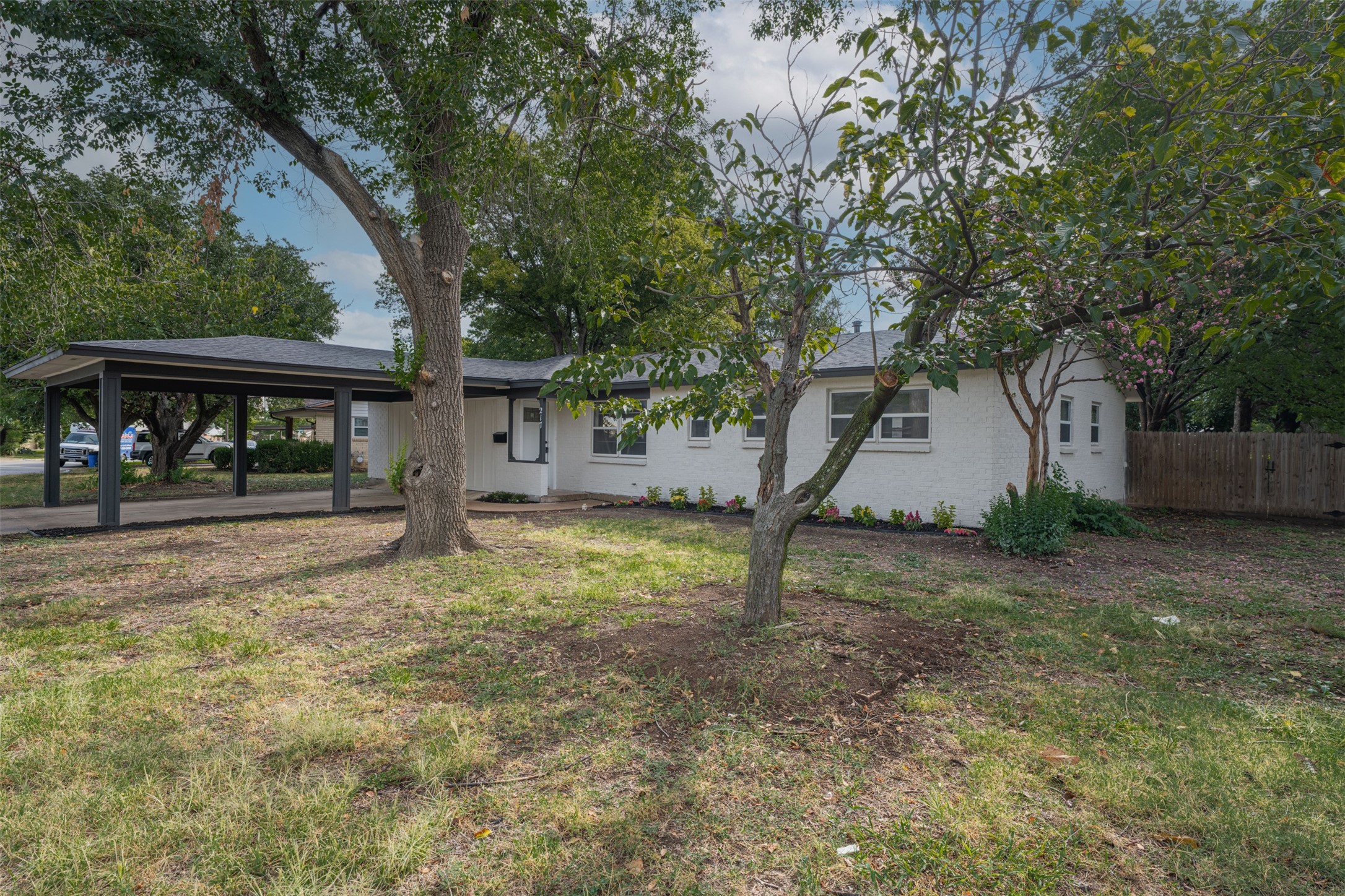 217 Palomino Drive Saginaw TX 76179