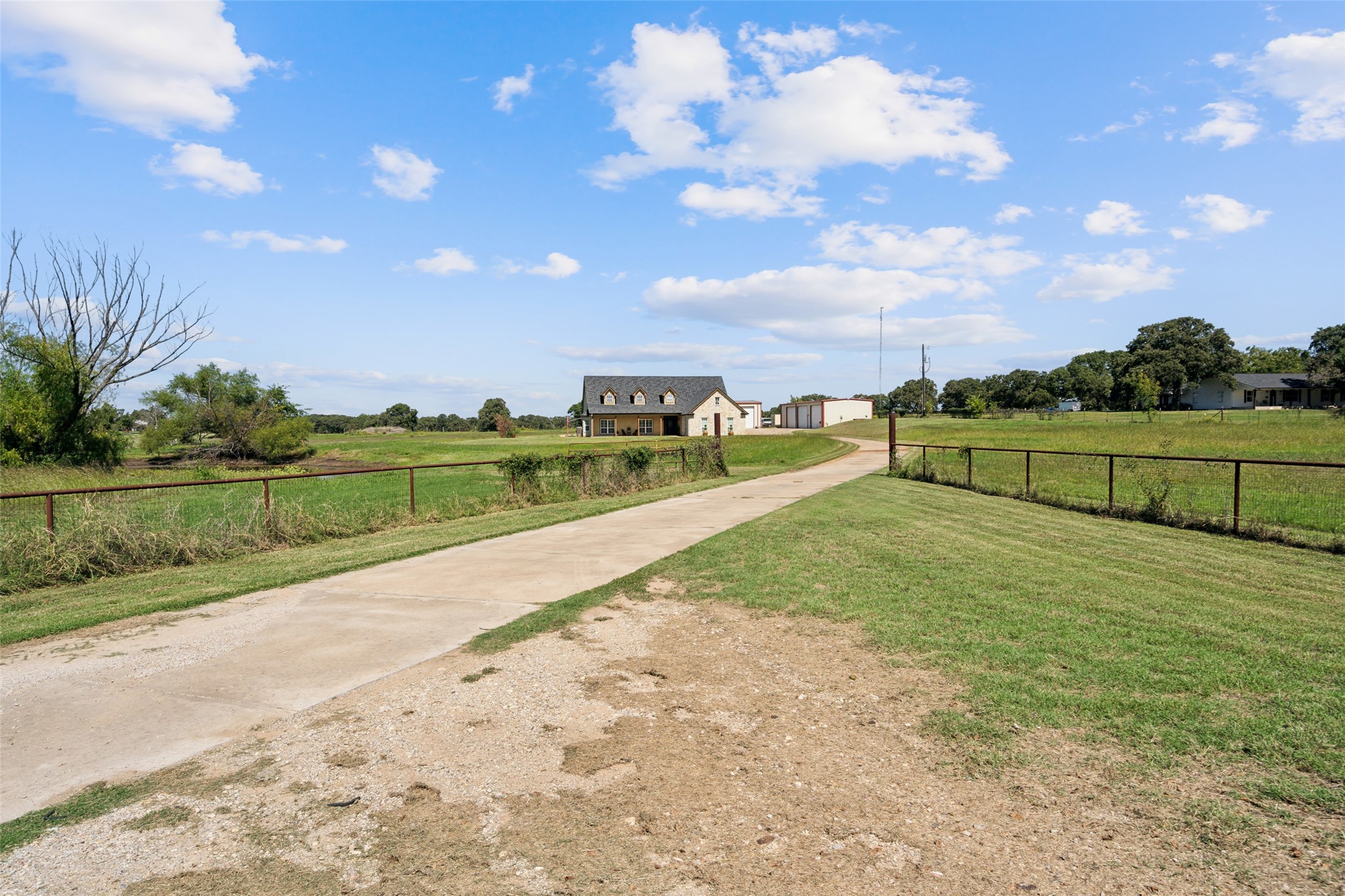 2250 County Road 913 Joshua TX 76058