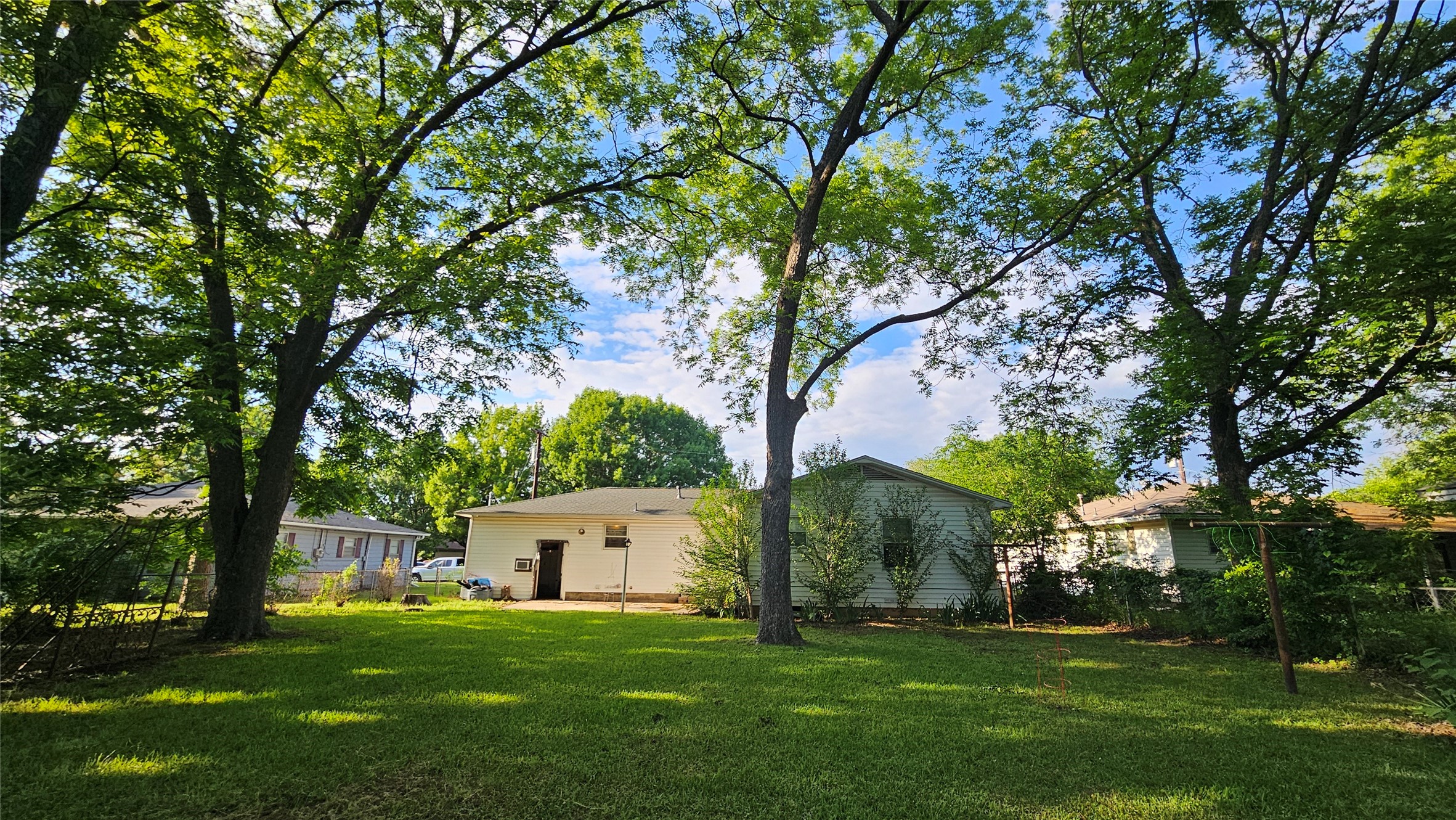 408 Buchanan Street Whitesboro TX 76273