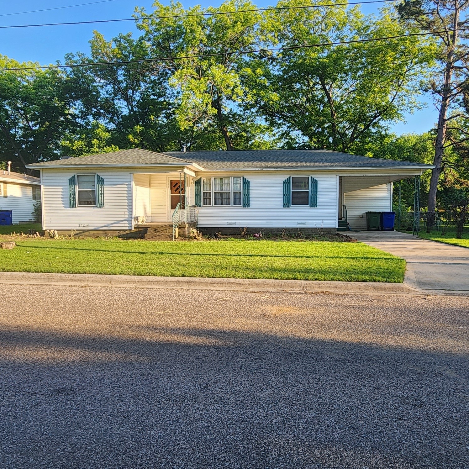 408 Buchanan Street Whitesboro TX 76273