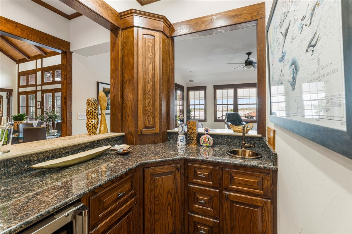 1173 The Shores Drive Corsicana TX 75109