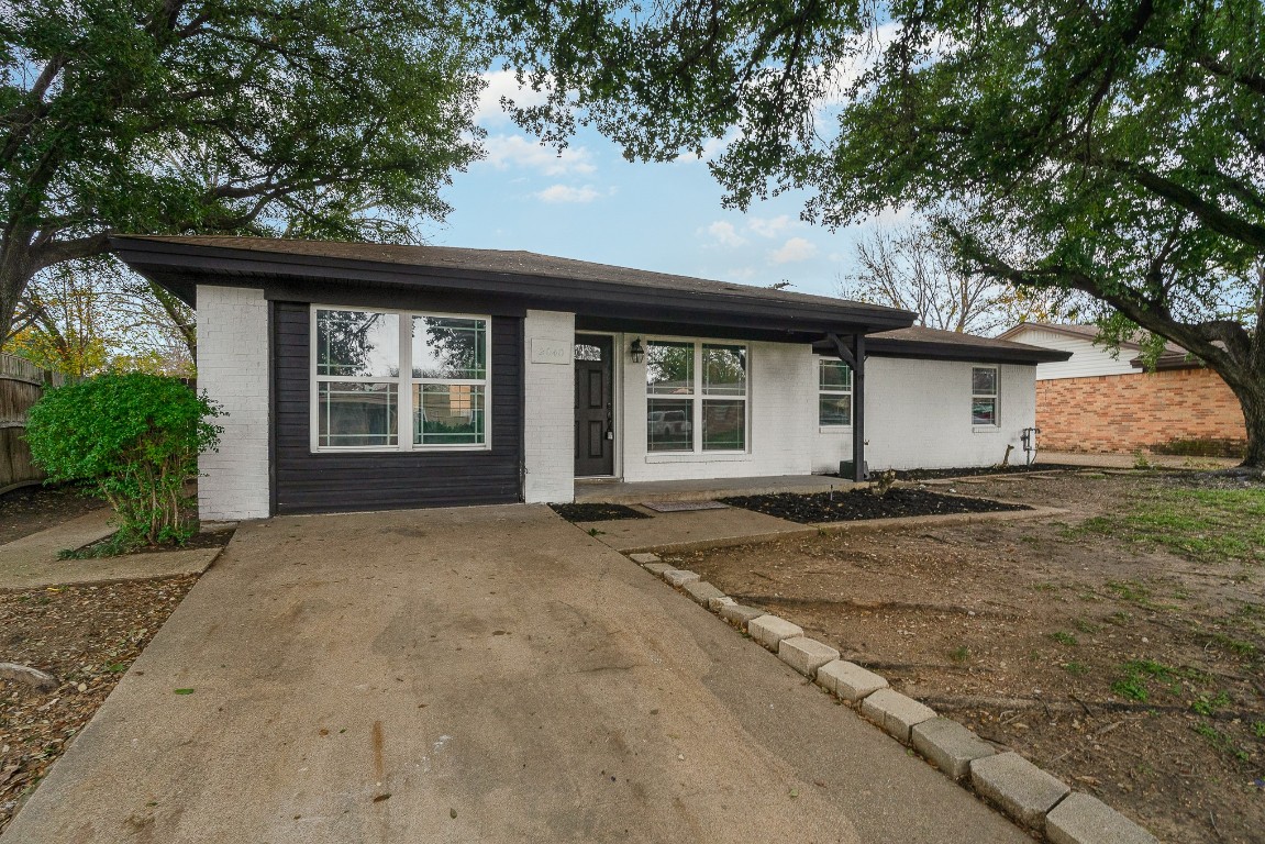2040 Salem Street Irving TX 75061
