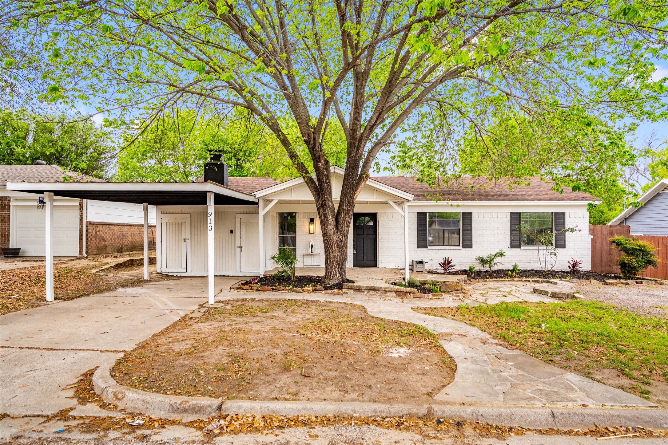 913 Ronald Street White Settlement TX 76108