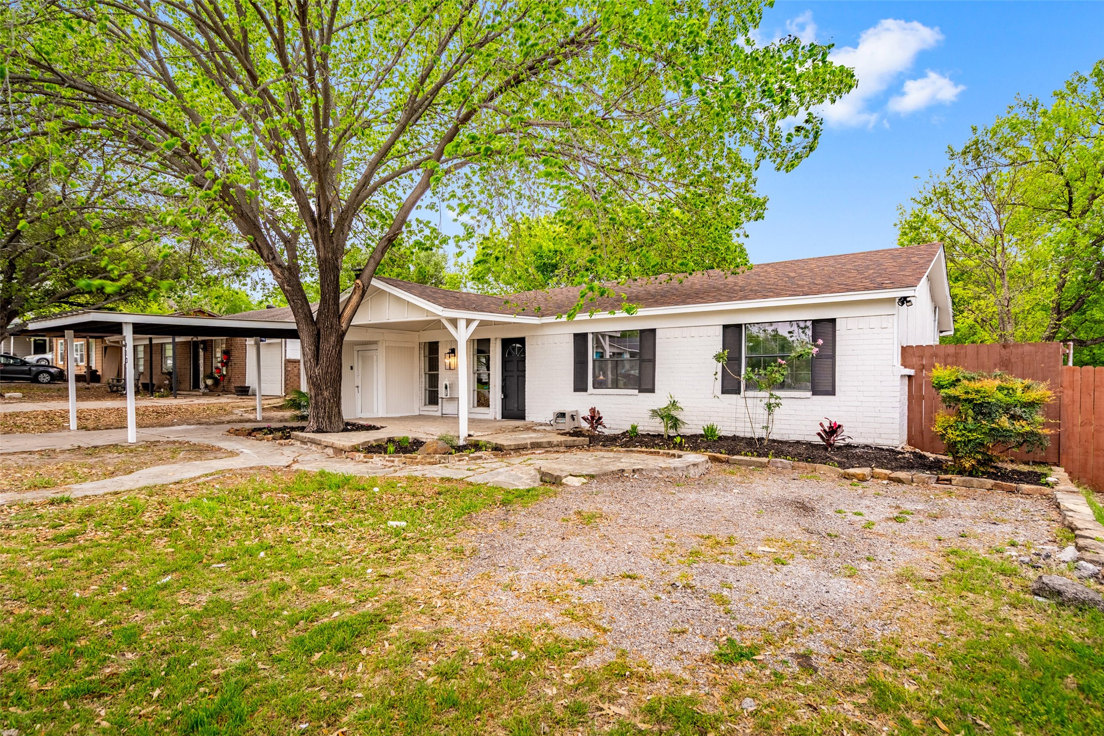 913 Ronald Street White Settlement TX 76108
