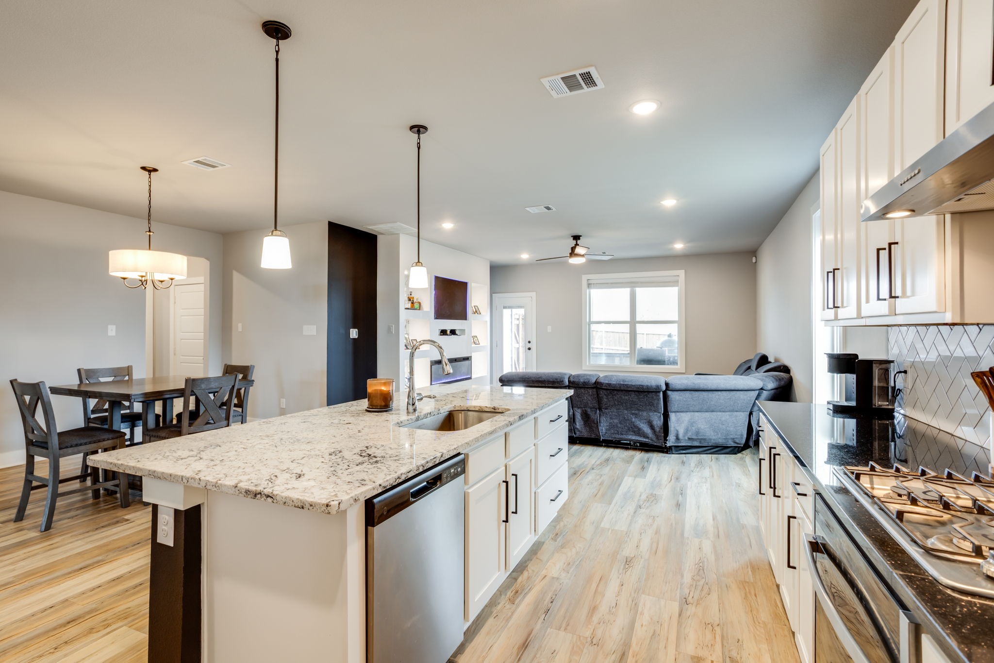 3644 William Court Grand Prairie TX 76065