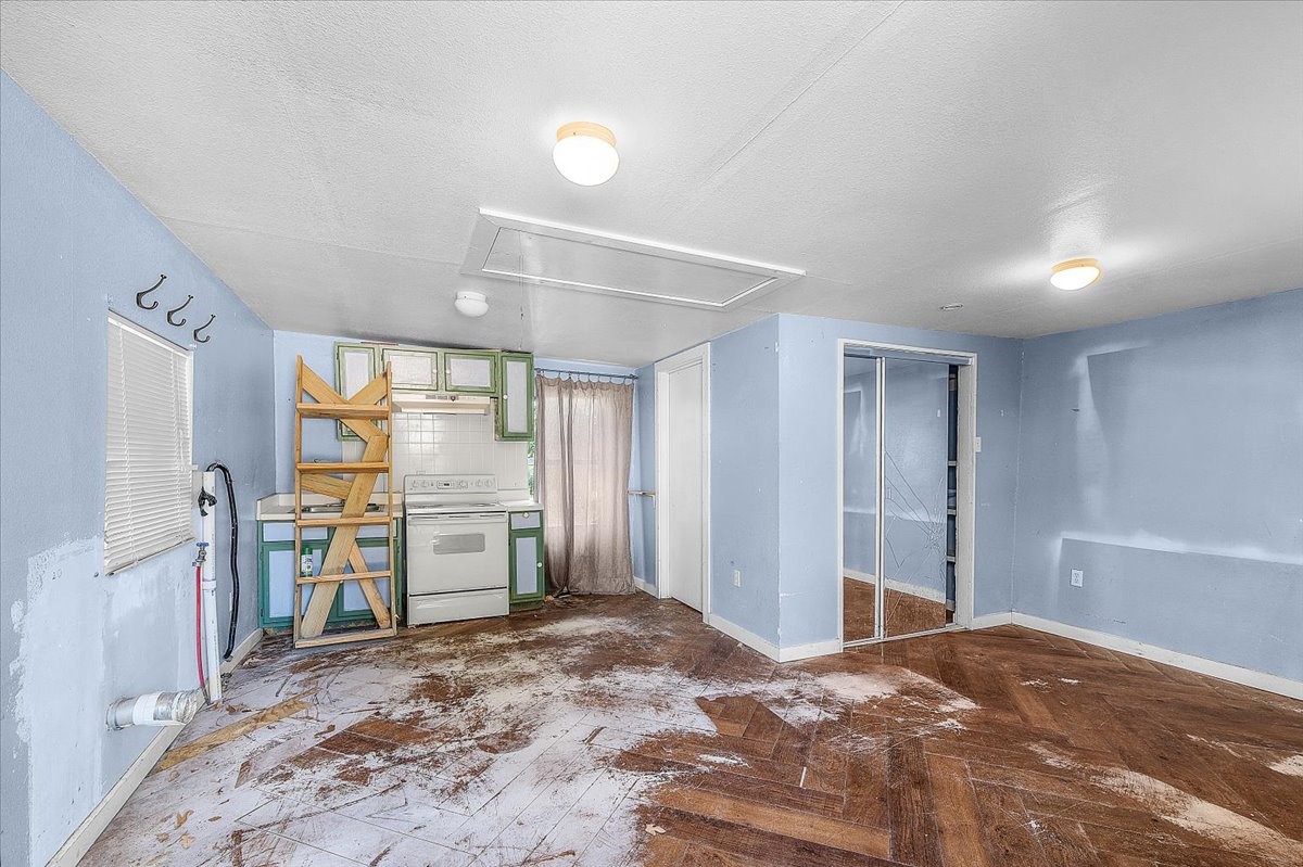 828 Springer Avenue Fort Worth TX 76114