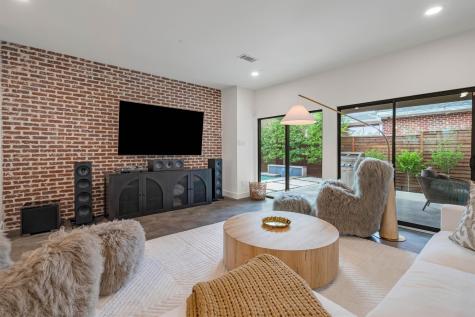 3938 Lively Lane Dallas TX 75220