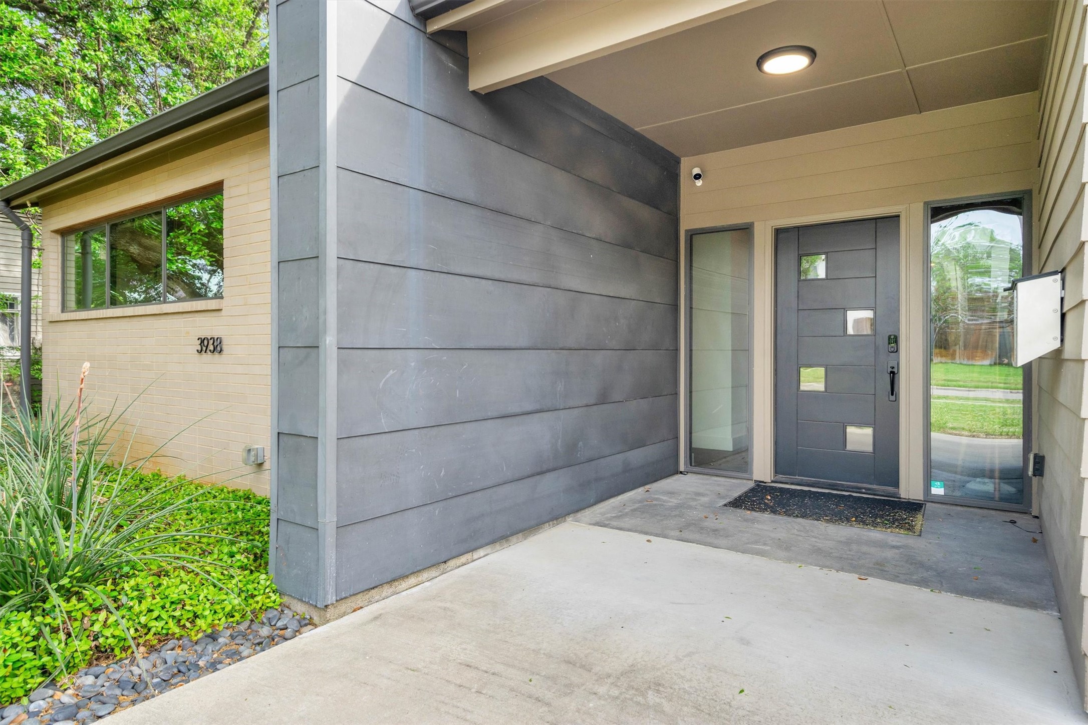 3938 Lively Lane Dallas TX 75220