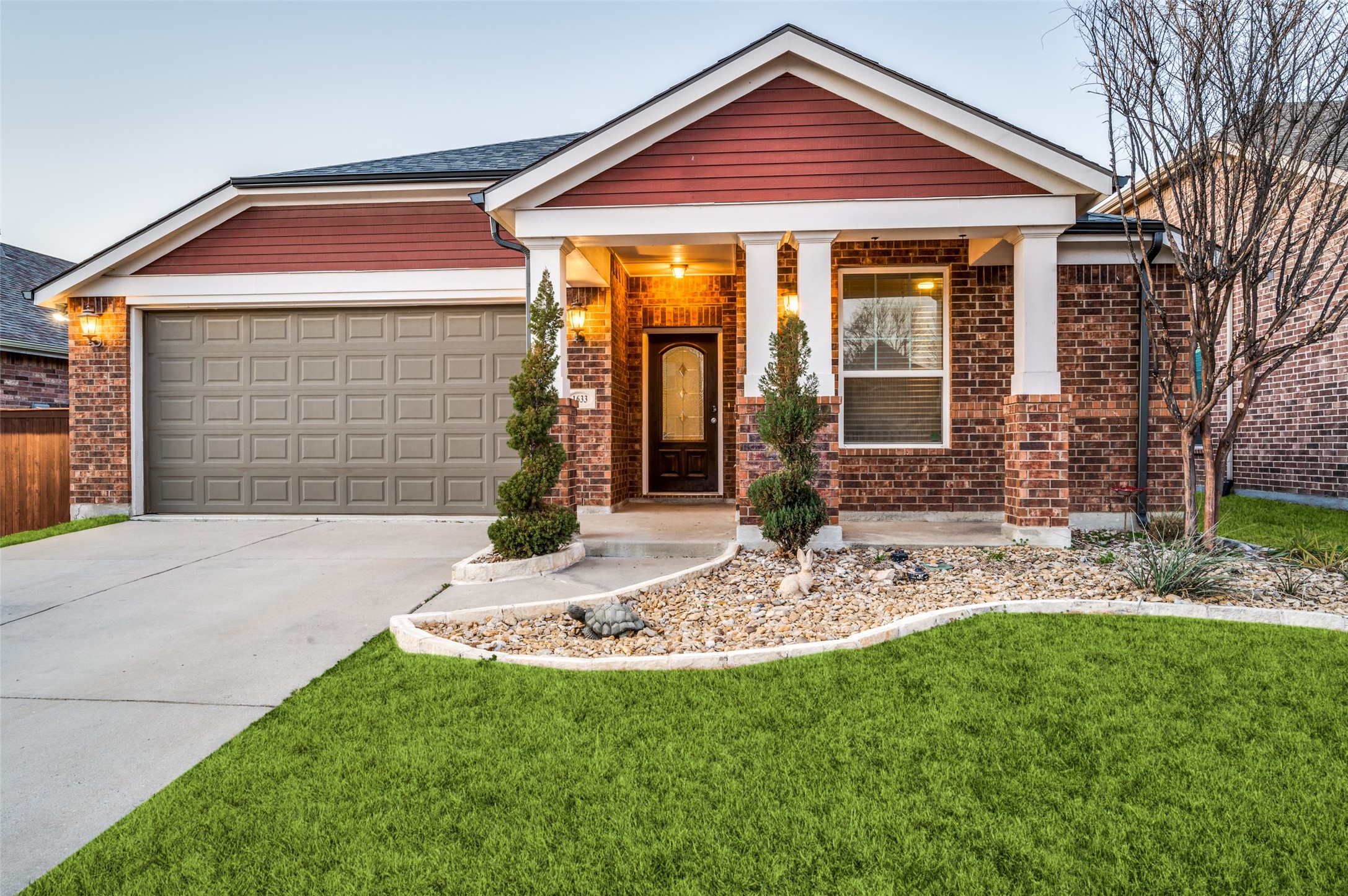 1633 Ridge Creek Lane Aubrey TX 76227