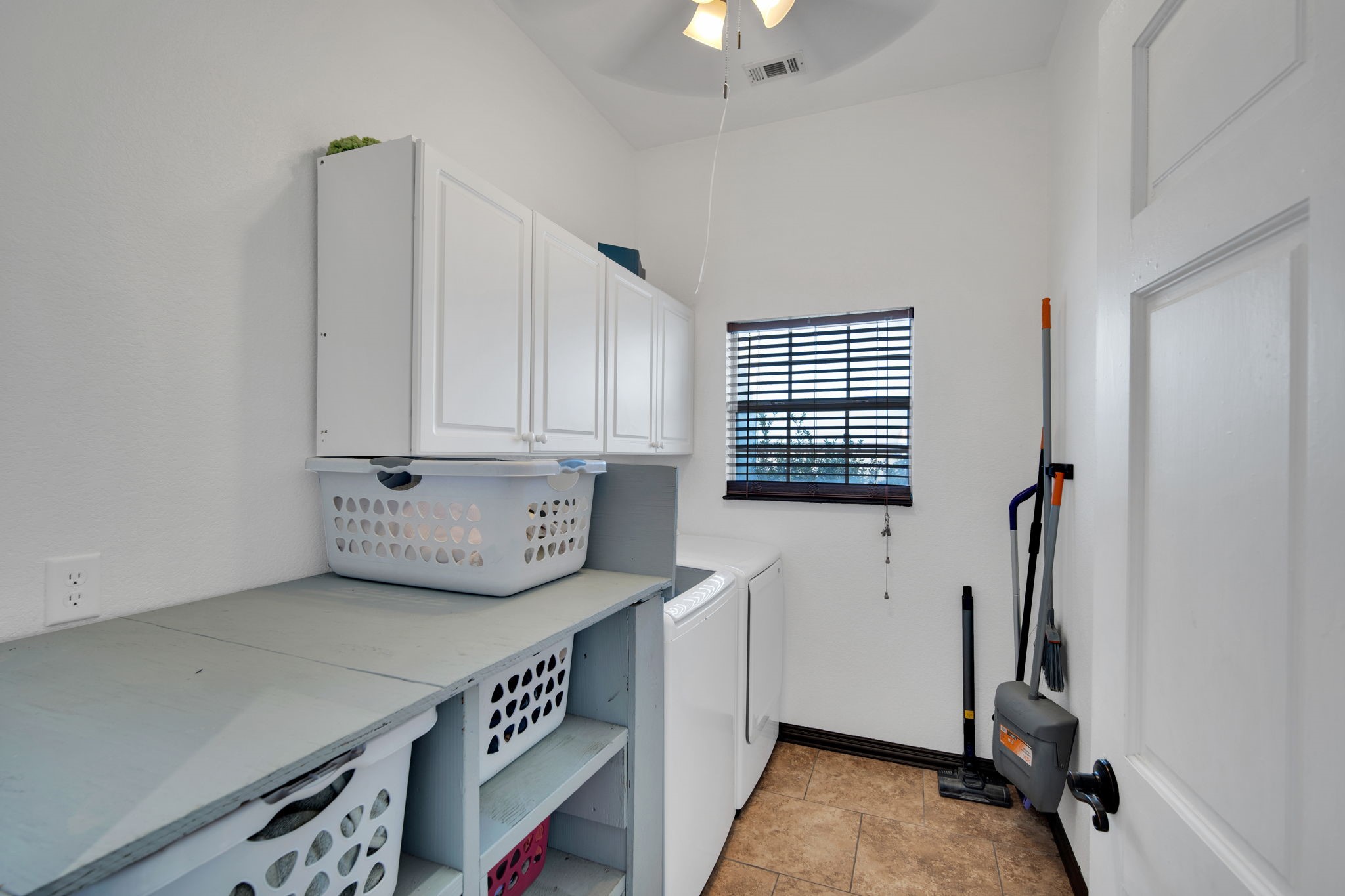 1015 Curry Road Waxahachie TX 75167