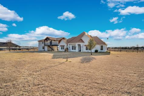 1015 Curry Road Waxahachie TX 75167