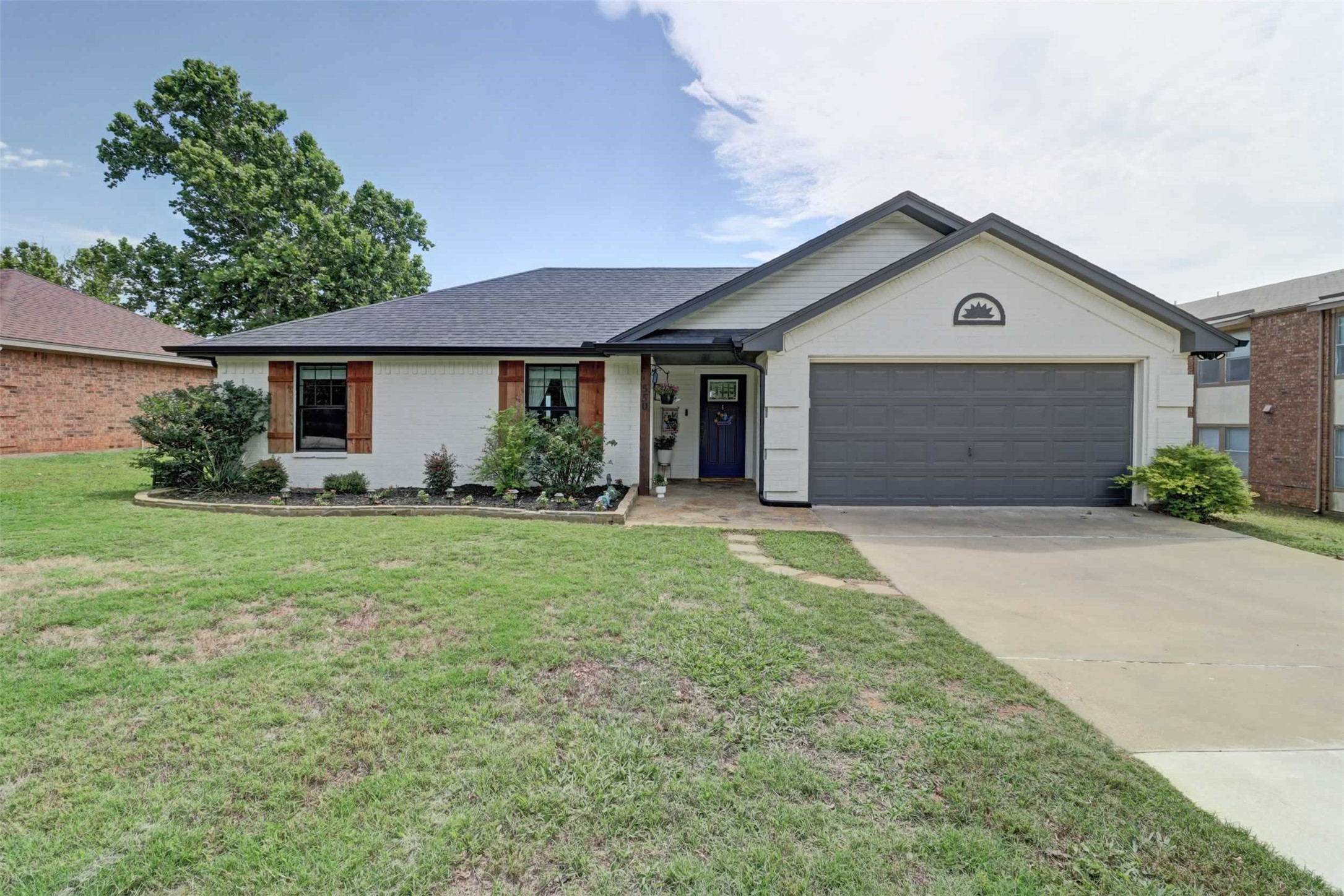 550 N Main Street Joshua TX 76058