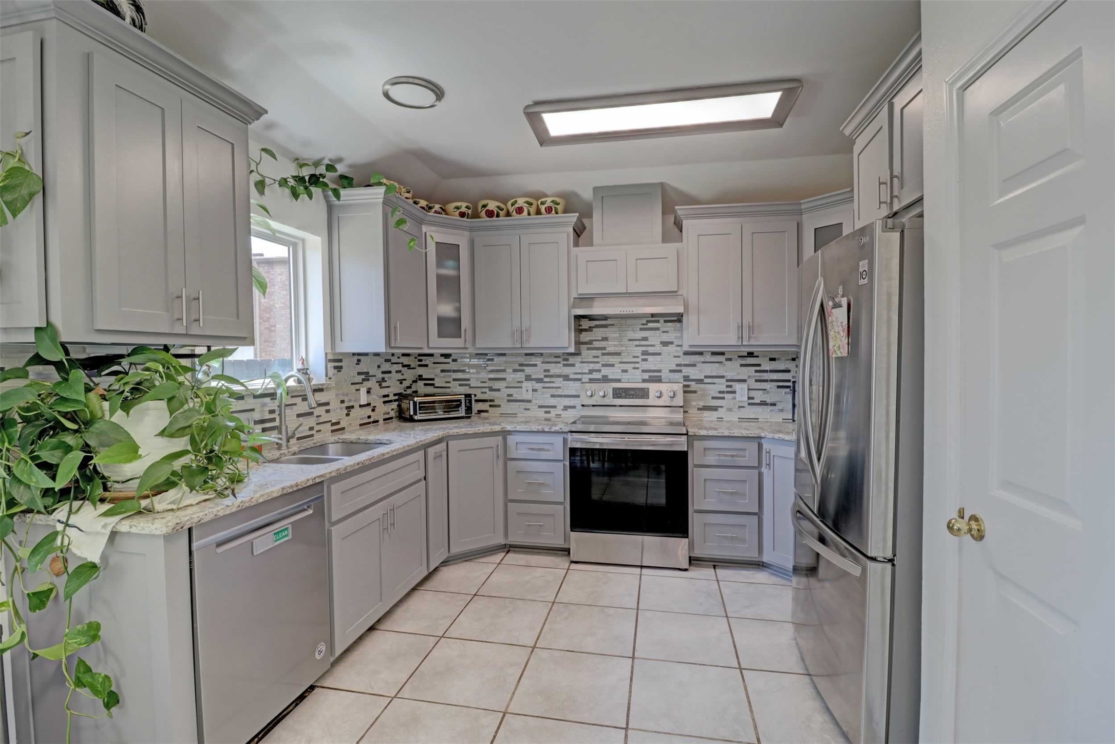 550 N Main Street Joshua TX 76058