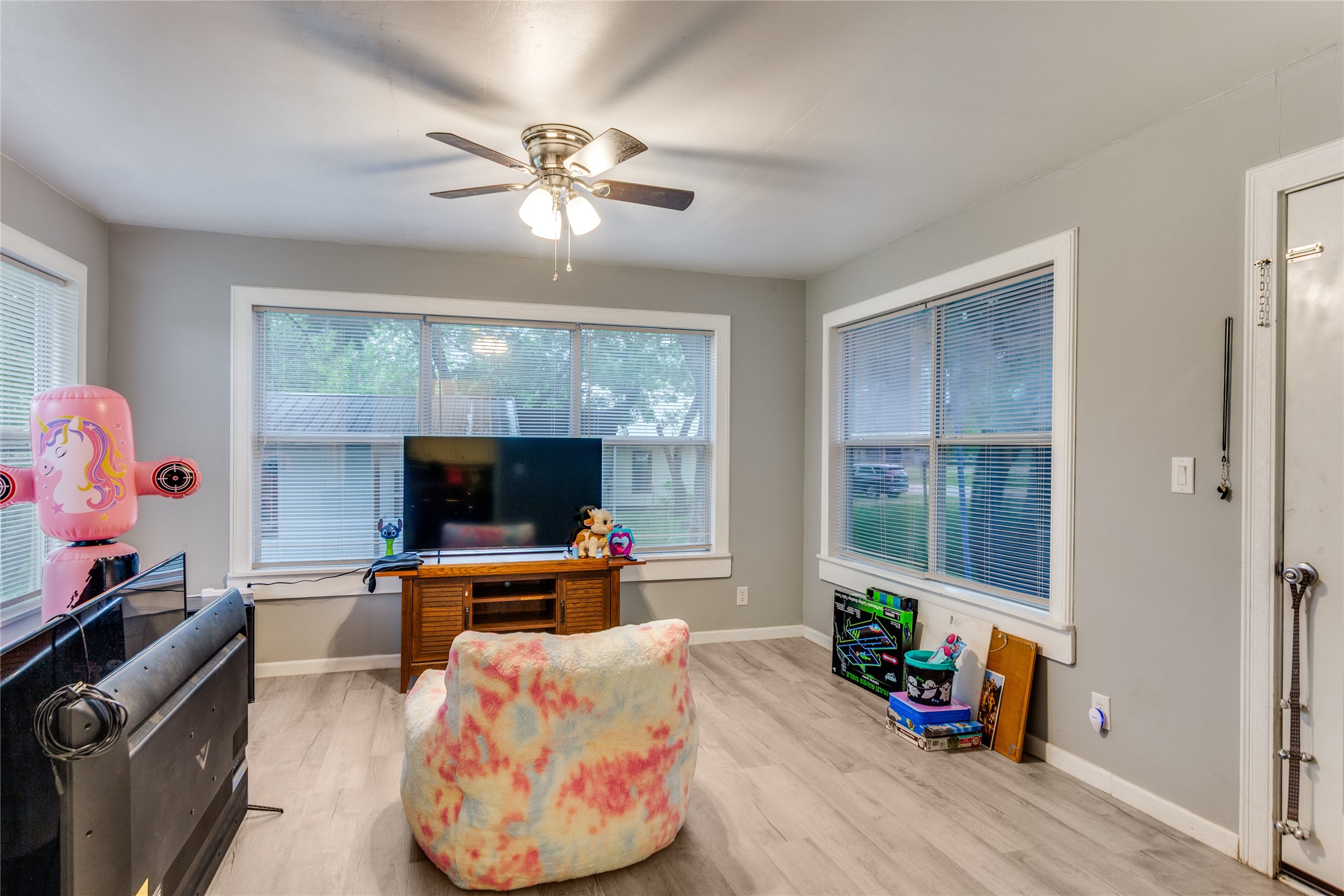 501 Lindsey Street Bowie TX 76230