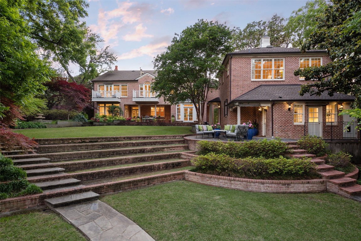 9024 Broken Arrow Lane Dallas TX 75209