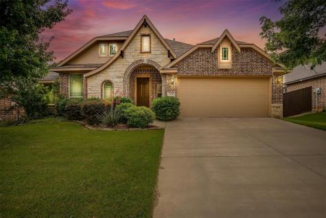 1220 Barberry Drive Burleson TX 76028