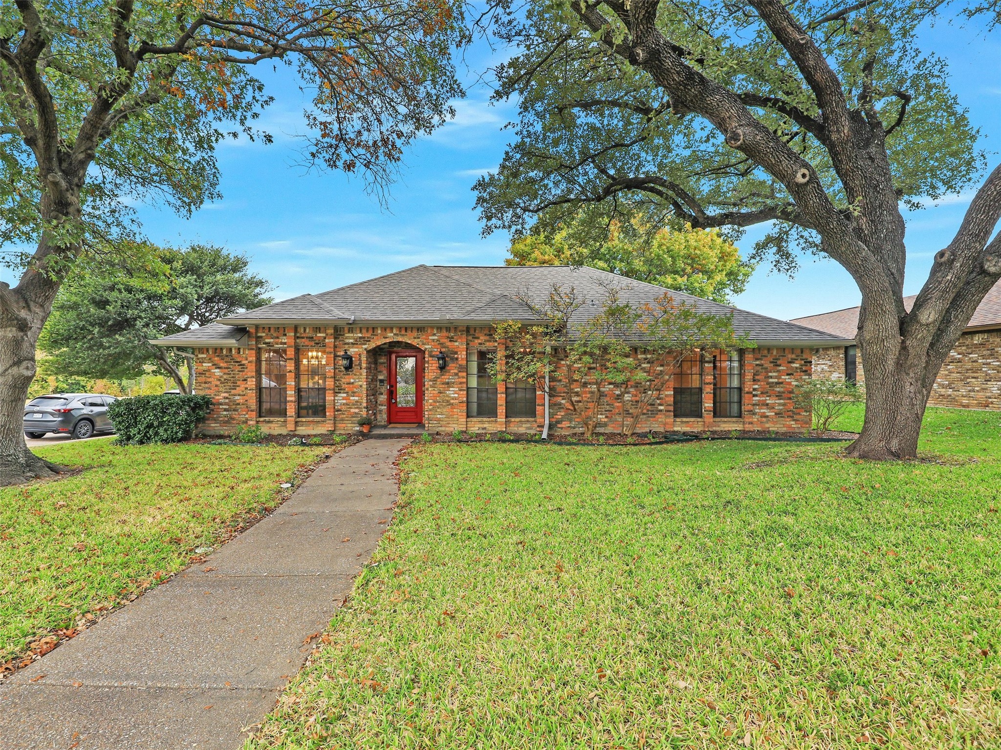 6601 Warm Breeze Lane Dallas TX 75248
