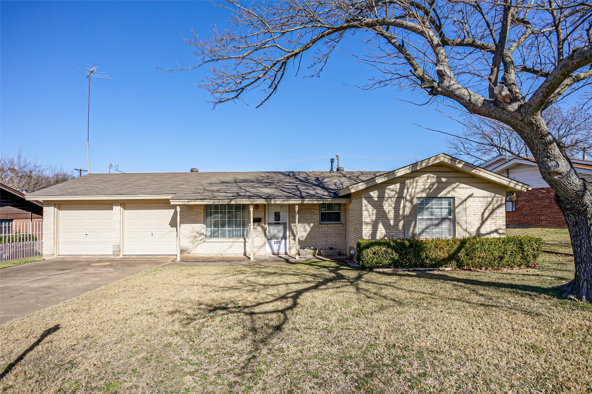 209 E Rentz Street Weatherford TX 76086