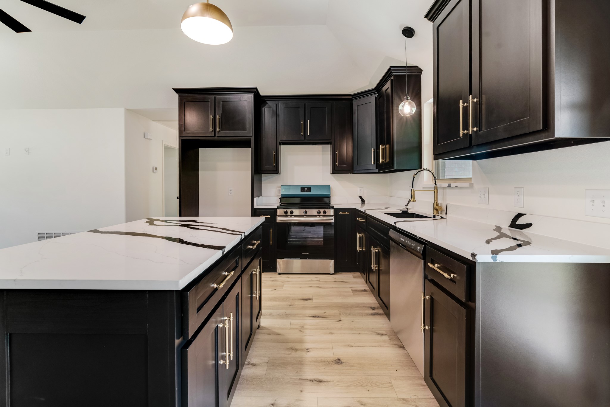 306 Sunset Roxton TX 75477