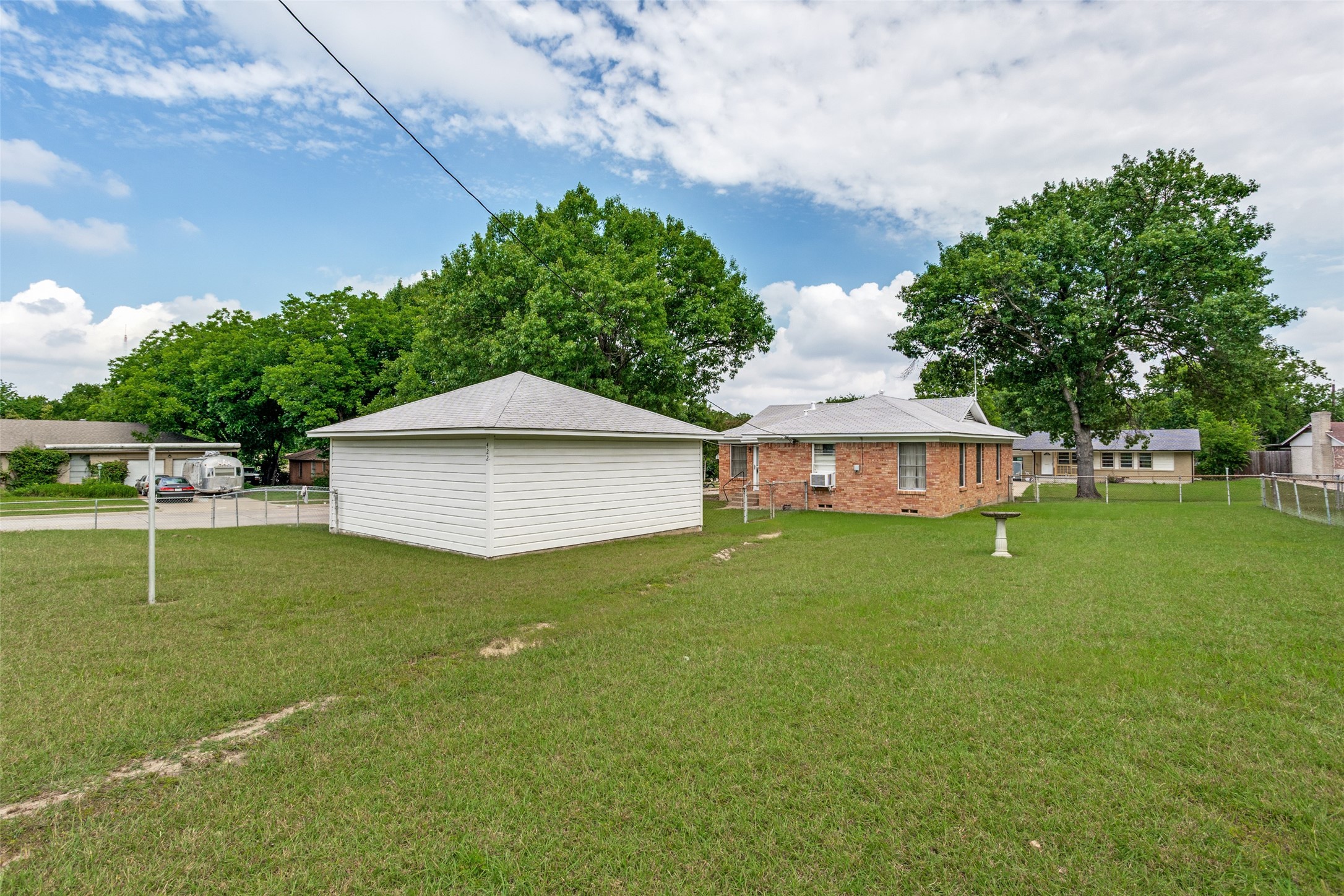 422 W Daugherty Drive Garland TX 75041