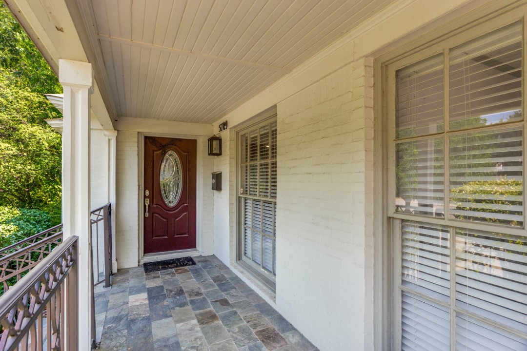 5709 El Campo Avenue Fort Worth TX 76107