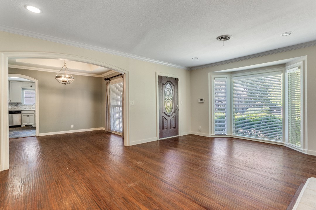 5709 El Campo Avenue Fort Worth TX 76107
