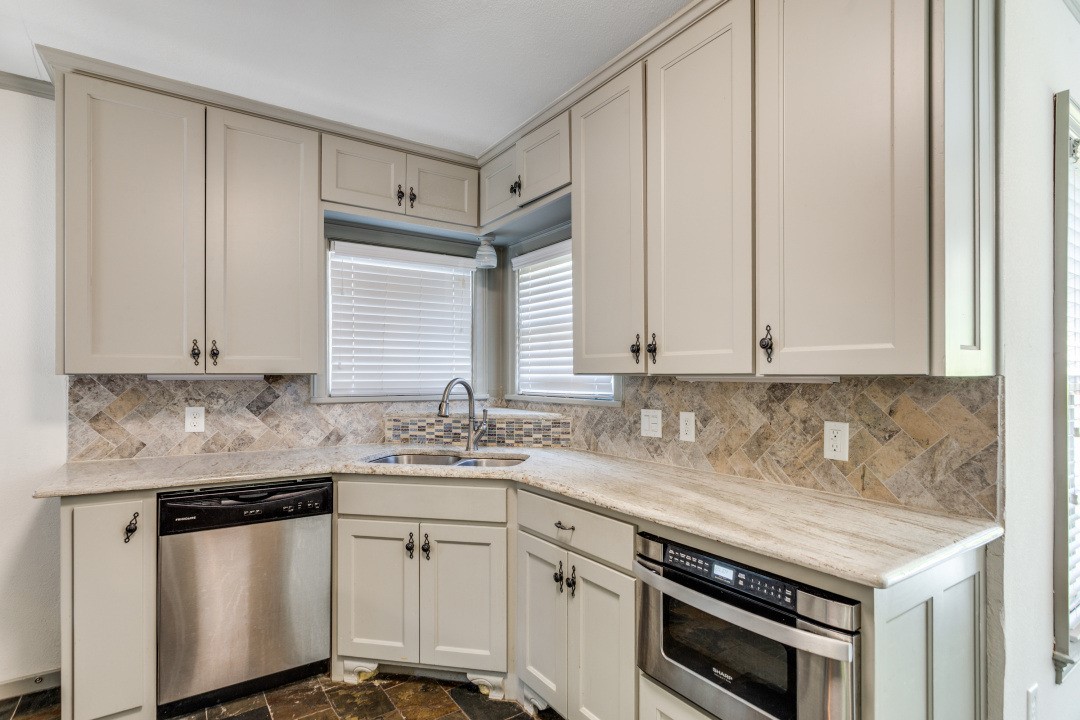 5709 El Campo Avenue Fort Worth TX 76107