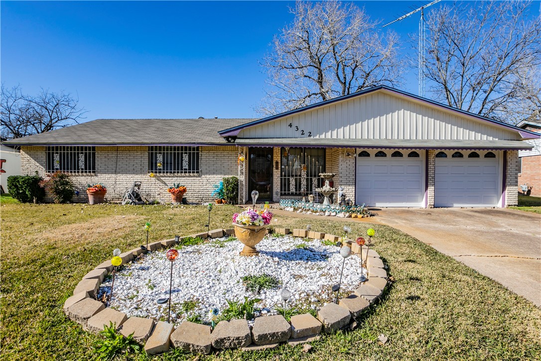4322 Greenbriar Drive Waco TX 76705