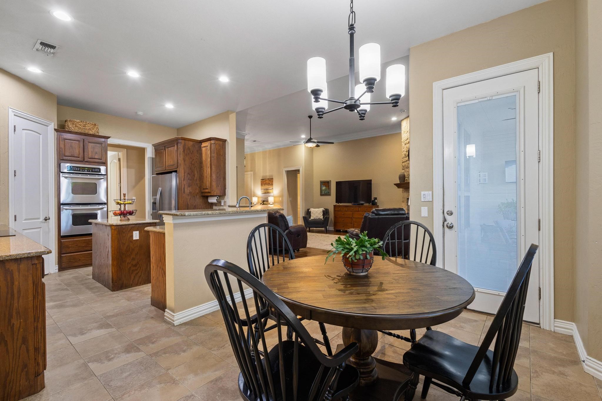 1027 Addison Avenue Pottsboro TX 75076