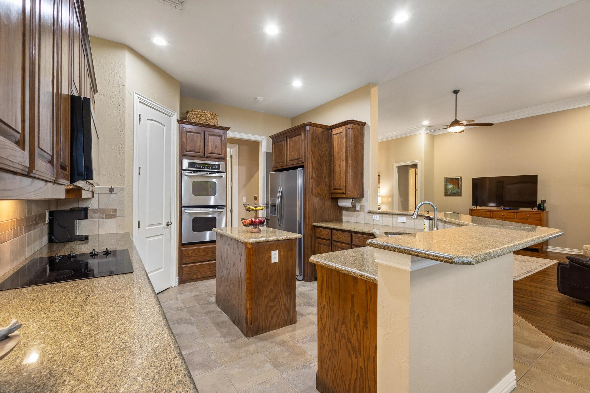 1027 Addison Avenue Pottsboro TX 75076