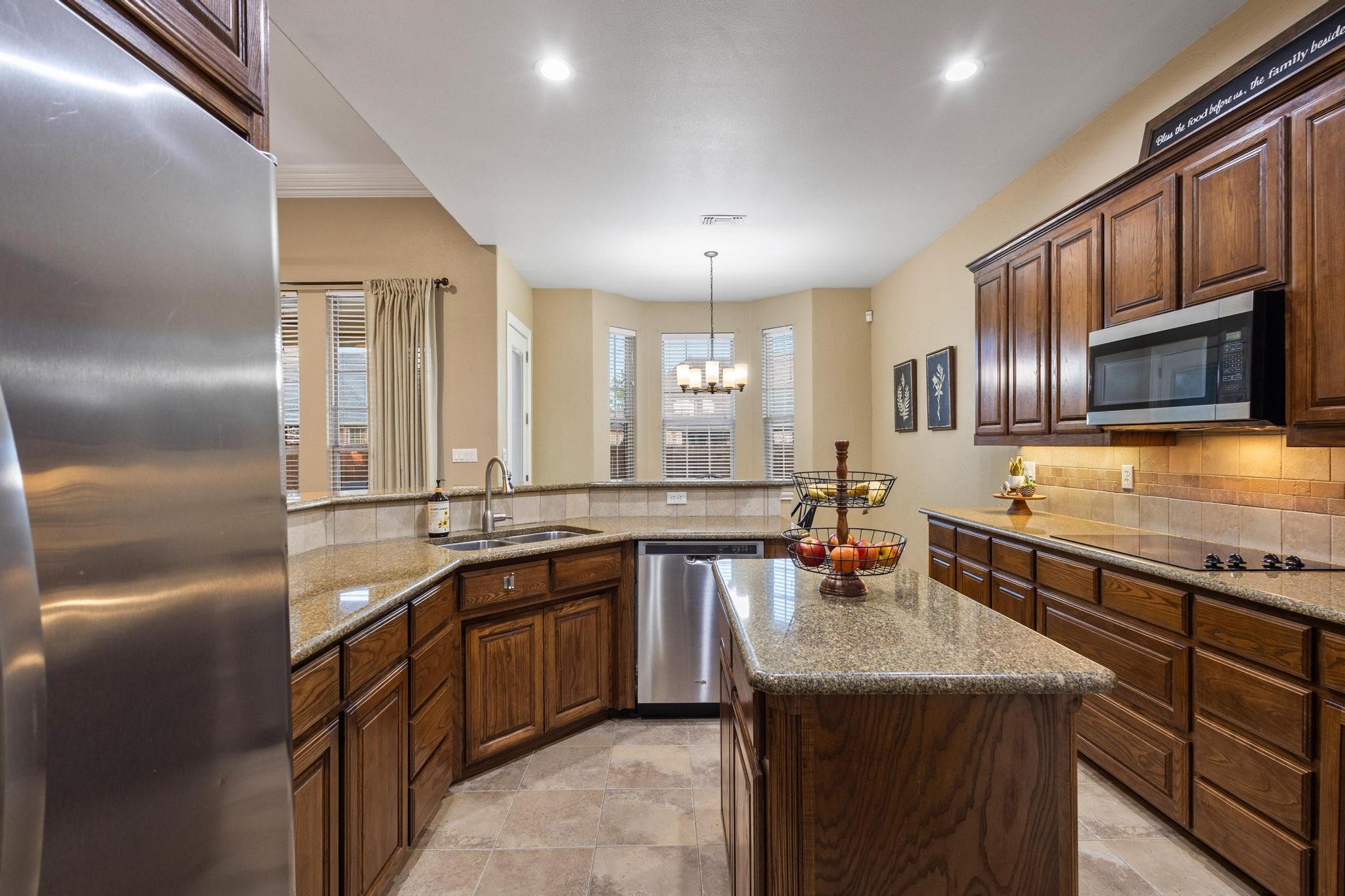 1027 Addison Avenue Pottsboro TX 75076