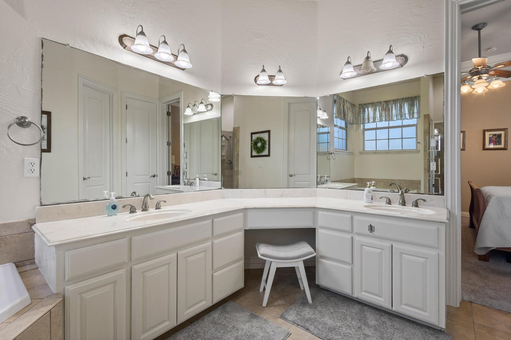 1027 Addison Avenue Pottsboro TX 75076