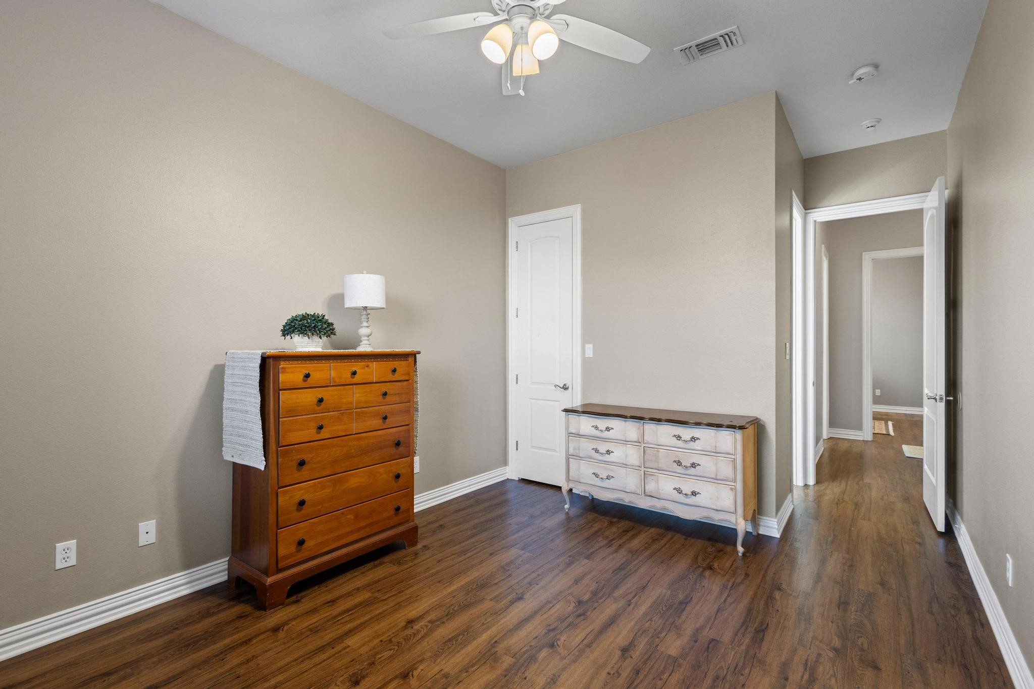 1027 Addison Avenue Pottsboro TX 75076