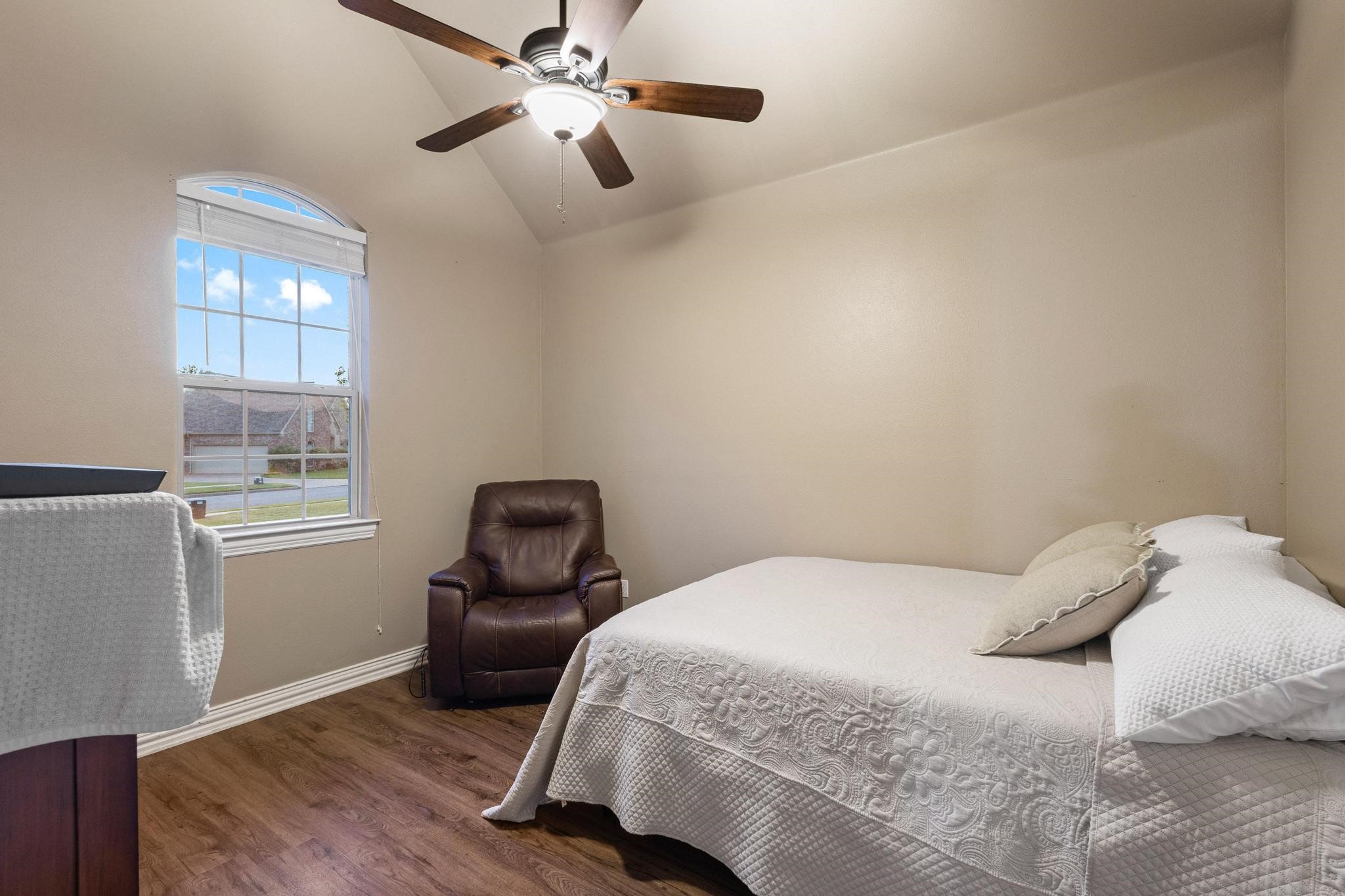 1027 Addison Avenue Pottsboro TX 75076