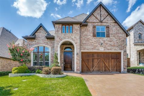 2103 N Hill Drive Irving TX 75038