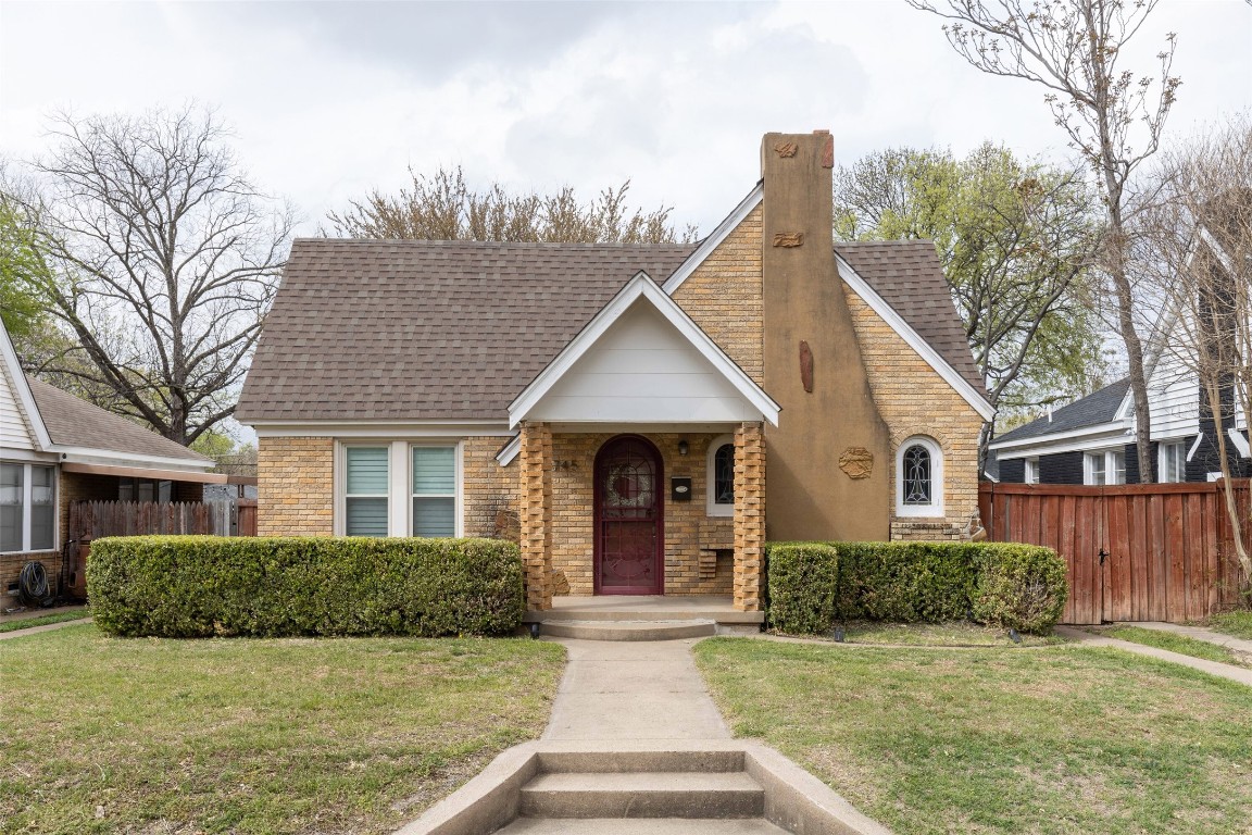 2745 Ivandell Avenue Dallas TX 75211