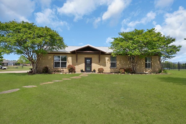 348 Hardwicke Lane Little Elm TX 75068