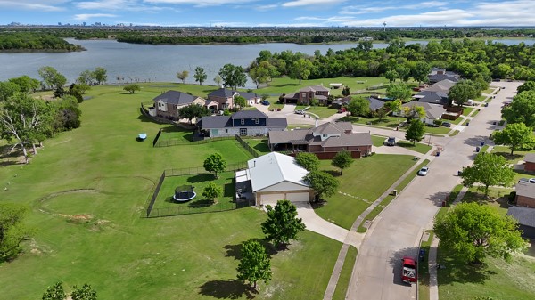 348 Hardwicke Lane Little Elm TX 75068