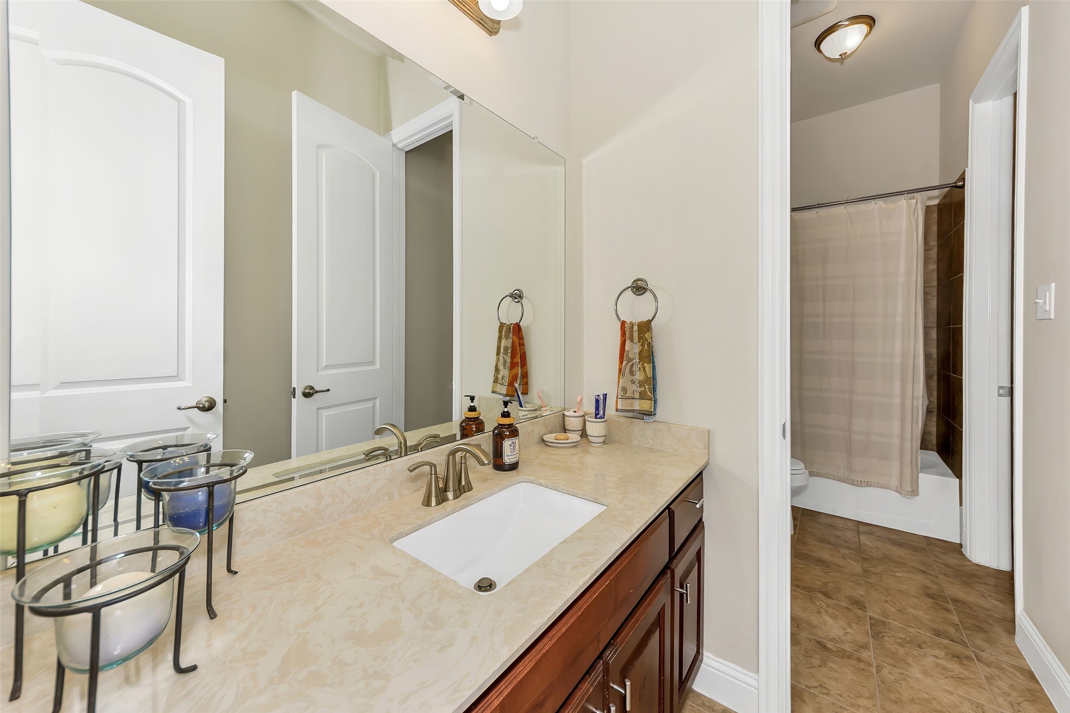 17642 Plumeria Lane Dallas TX 75252