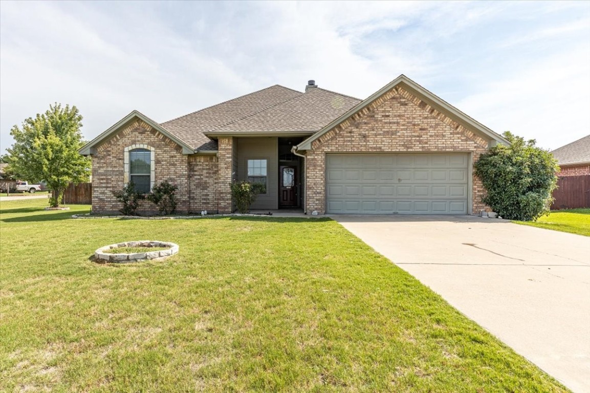 2912 Saunter Lane Granbury TX 76049