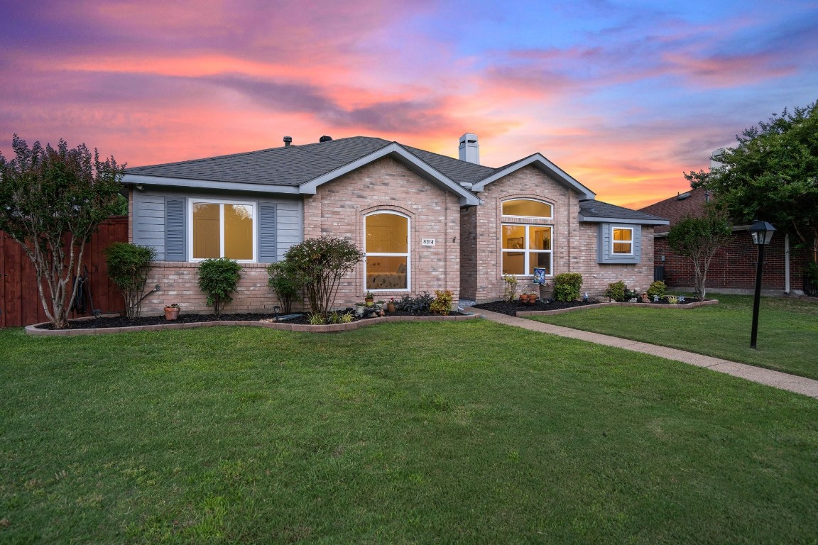 8314 Meadowview Street Rowlett TX 75088