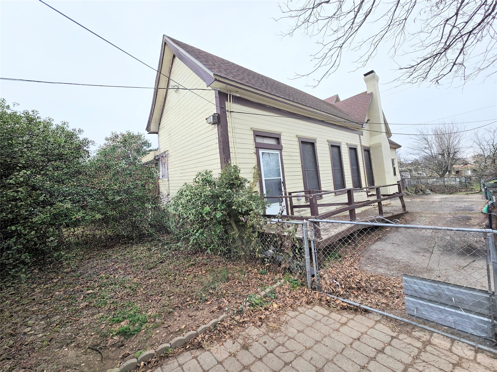 322 Capps Street Marlin TX 76661