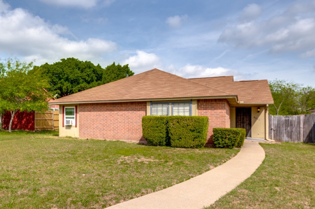 7049 Sorcey Road Dallas TX 75249