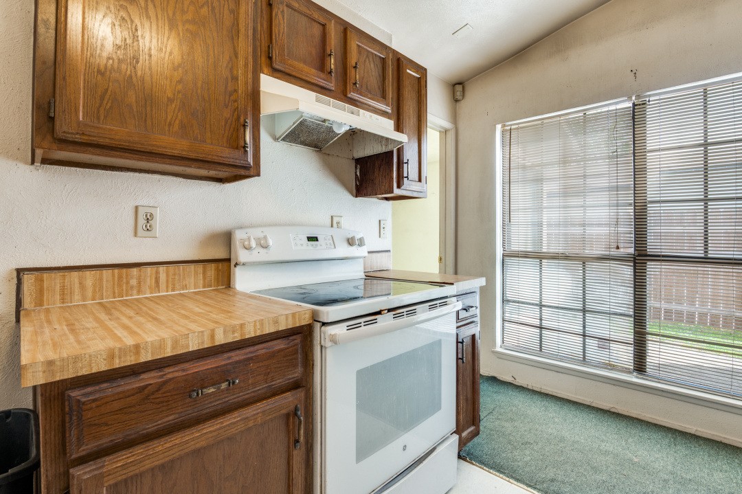 7049 Sorcey Road Dallas TX 75249