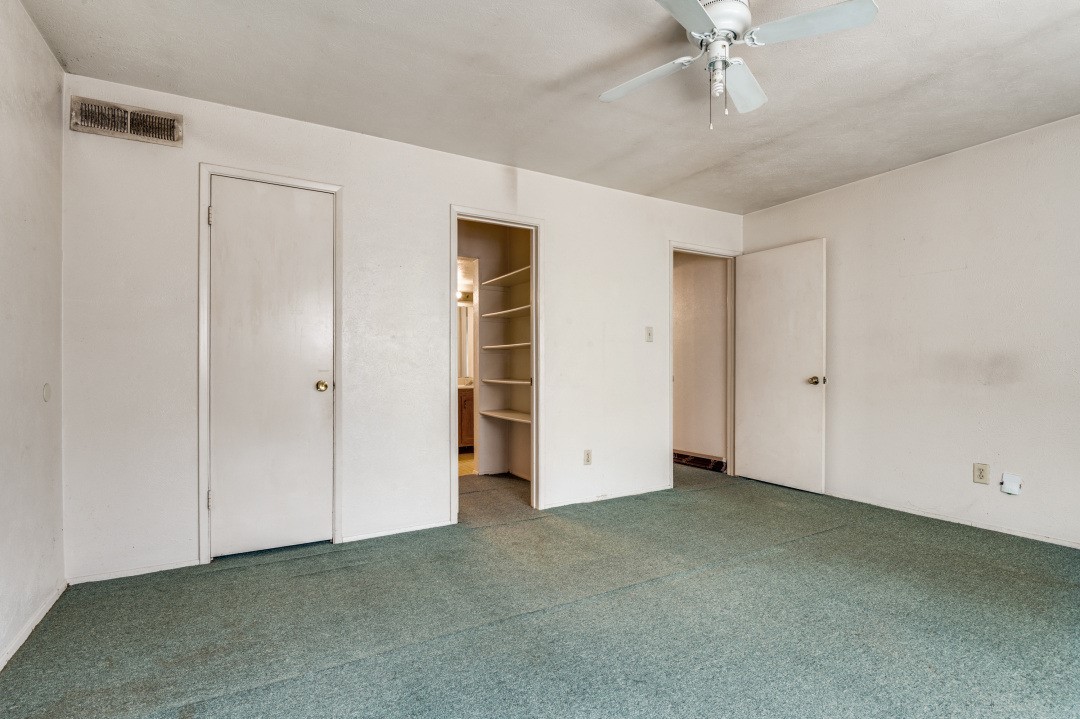 7049 Sorcey Road Dallas TX 75249